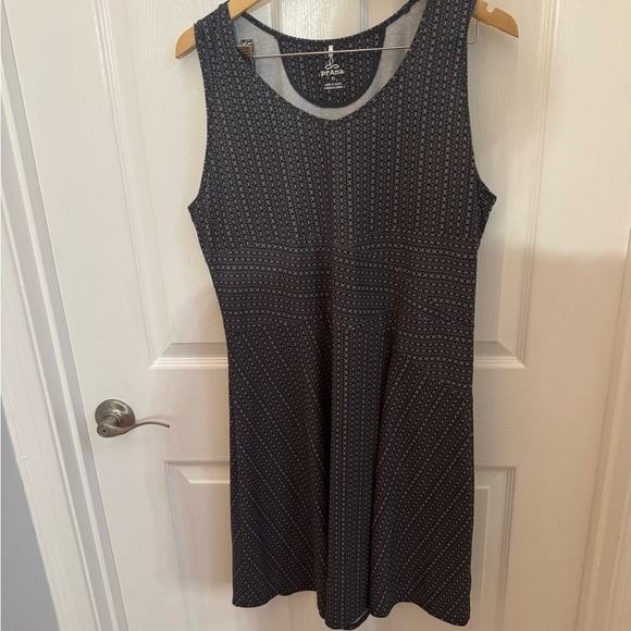 Prana Dresses & Skirts - Prana Black and White Patterned Athletic Dress